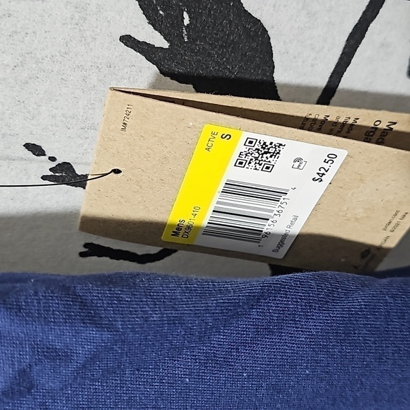 Jordan‎ T-Shirt Size Small NWT - Picture 6 of 8